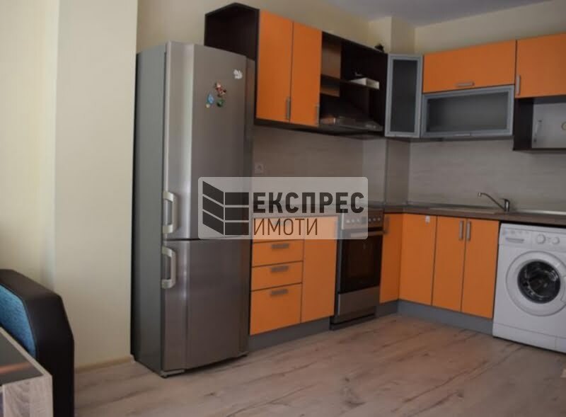 New, Furnished 1 Schlafzimmer Wohnung