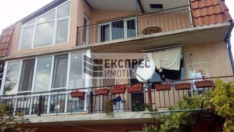 Къща
