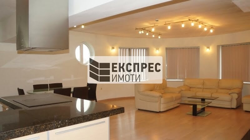 Furnished 2 bedroom apartment