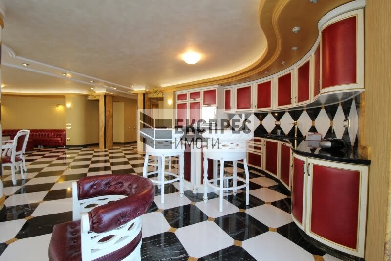 Large apartment