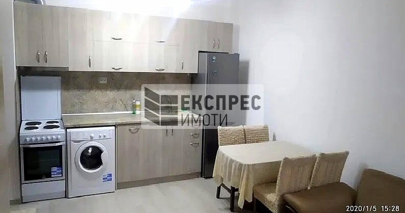 New, Furnished 1 Schlafzimmer Wohnung
