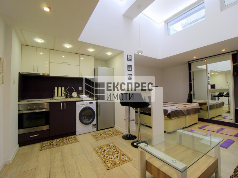 Furnished Studio
