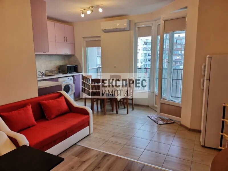  1 Schlafzimmer Wohnung