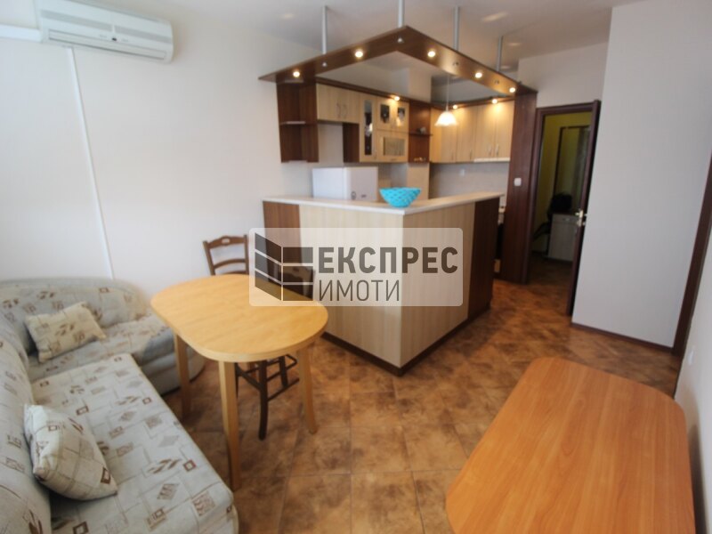  1 Schlafzimmer Wohnung