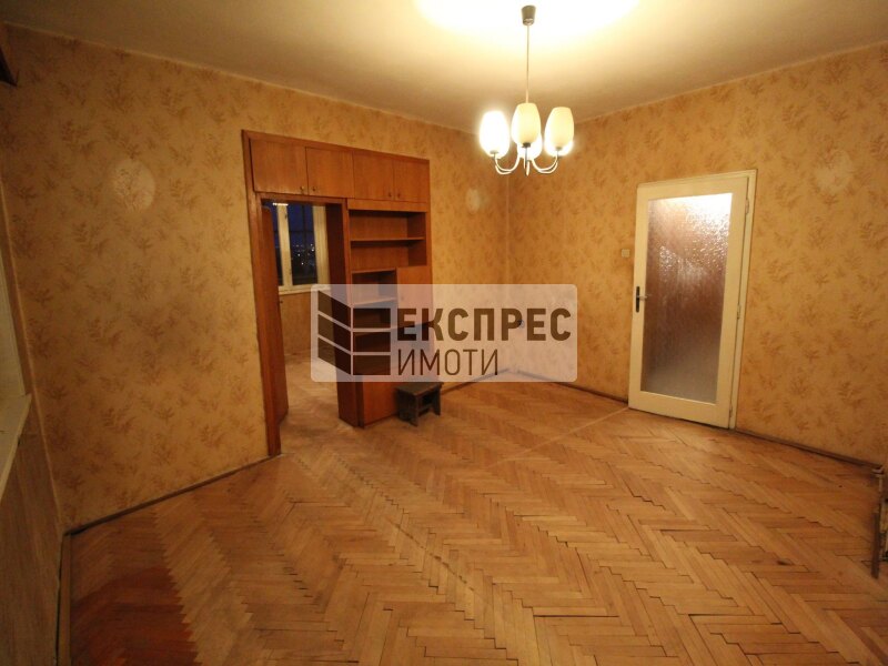 For sale, Unfurnished, for repair 2 bedroom apartment