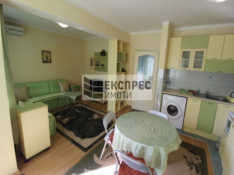 Furnished 1 bedroom apartment