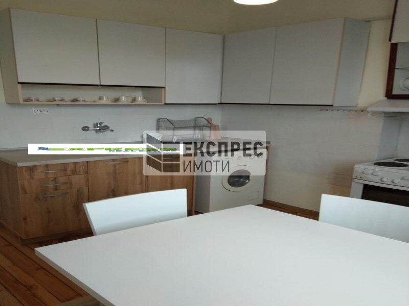 Furnished 2 bedroom apartment