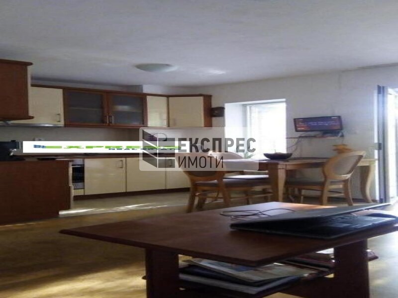 Furnished 1 bedroom apartment
