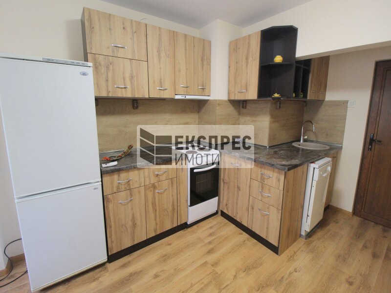 Furnished 2 bedroom apartment