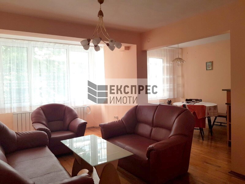 1 Schlafzimmer Wohnung