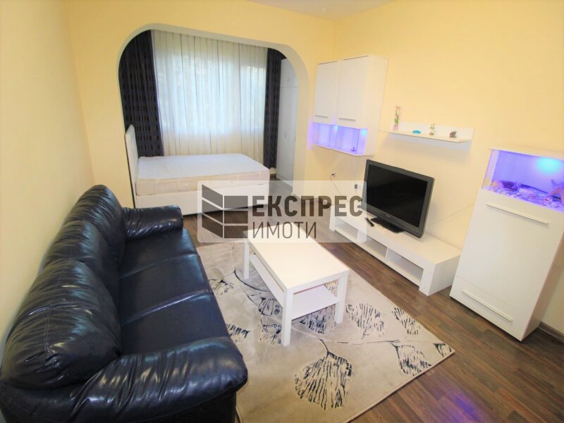 Furnished, 1 bedroom apartment