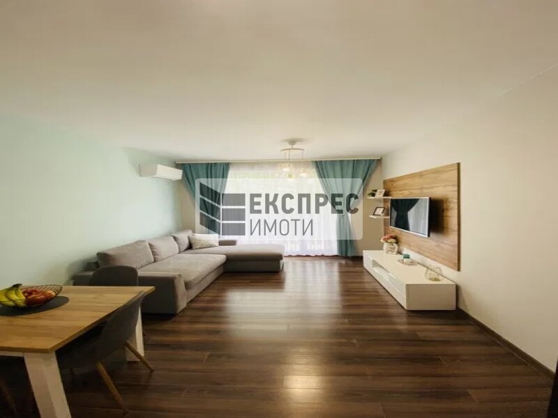 1 Schlafzimmer Wohnung