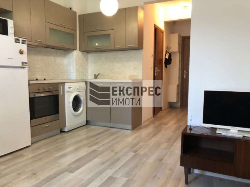 Furnished 1 bedroom apartment