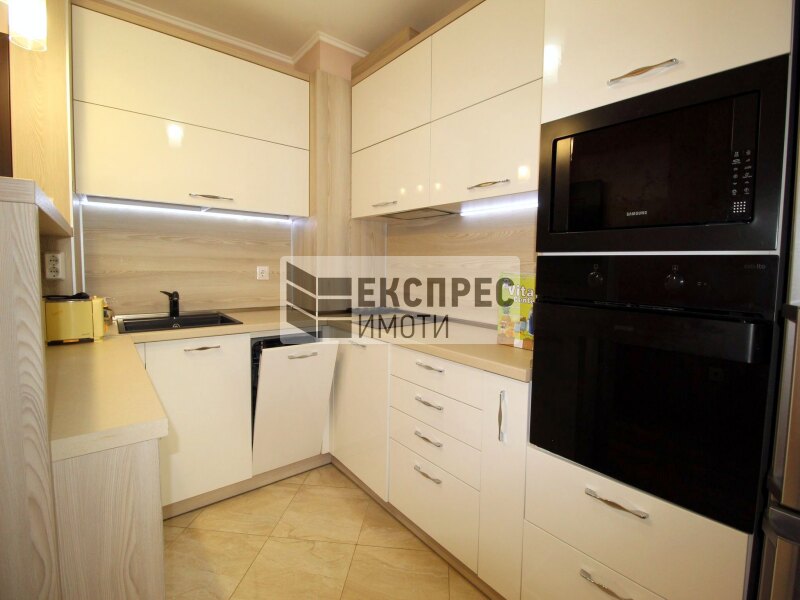 New, Furnished 1 bedroom apartment
