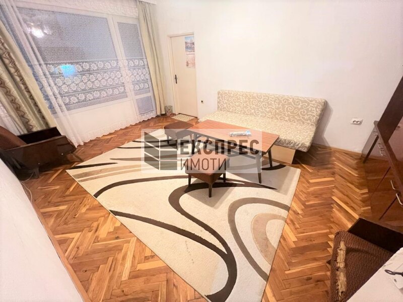 Möbliert 2 Schlafzimmer Wohnung