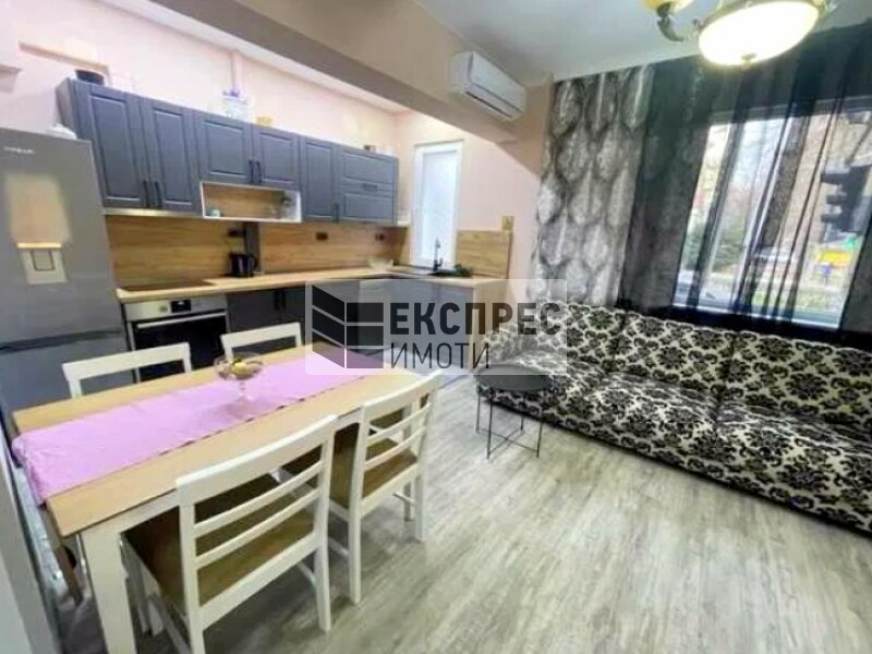 Furnished 2 bedroom apartment