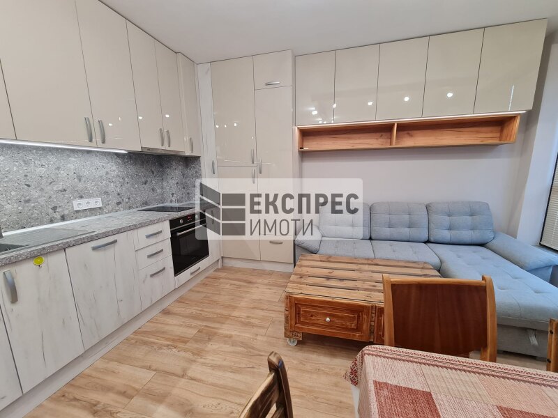 Furnished 1 bedroom apartment