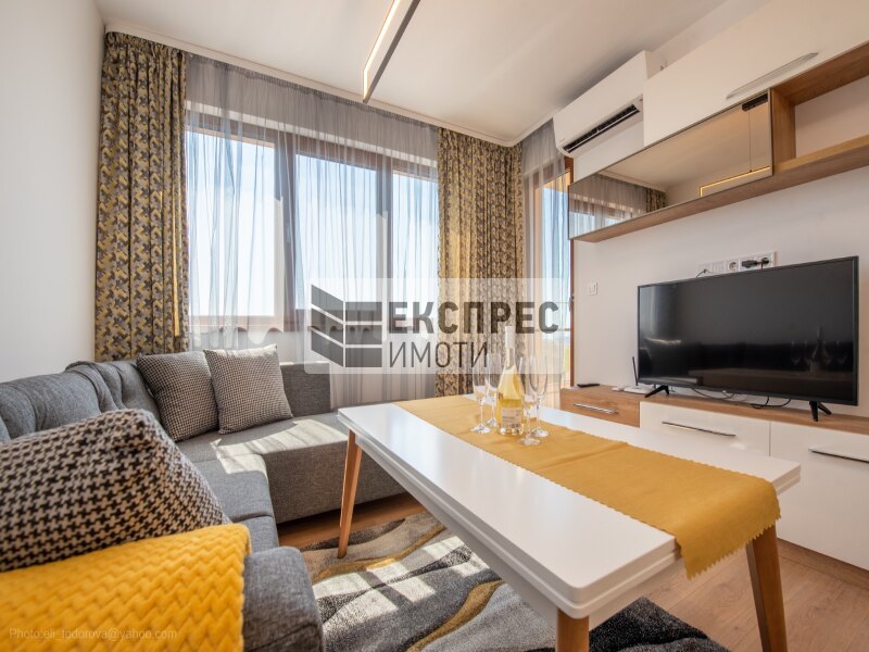 New, Furnished 1 bedroom apartment