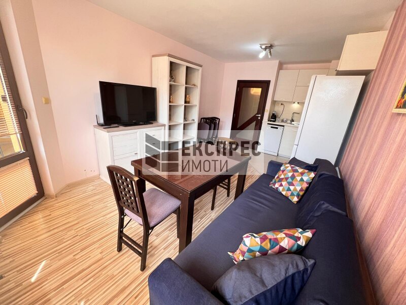 Furnished 2 bedroom apartment