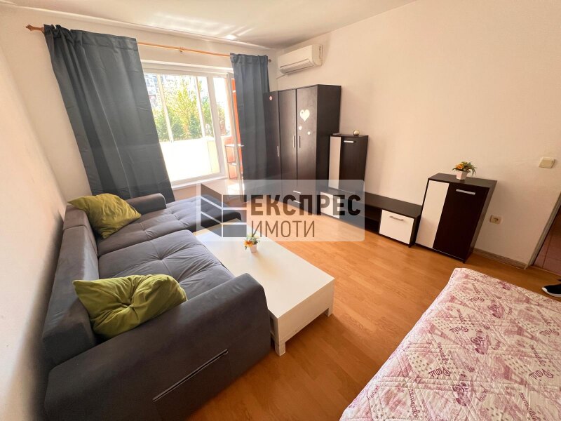  1 Schlafzimmer Wohnung