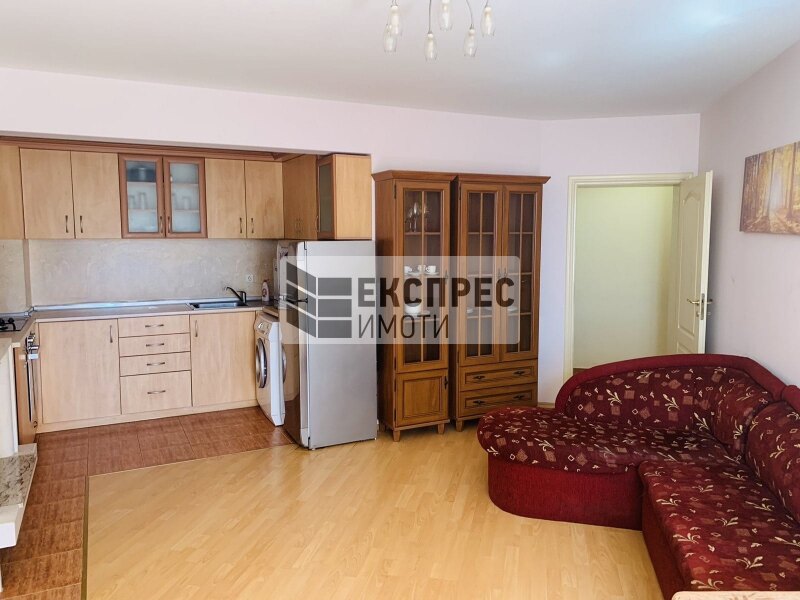 Furnished 2 Schlafzimmer Wohnung