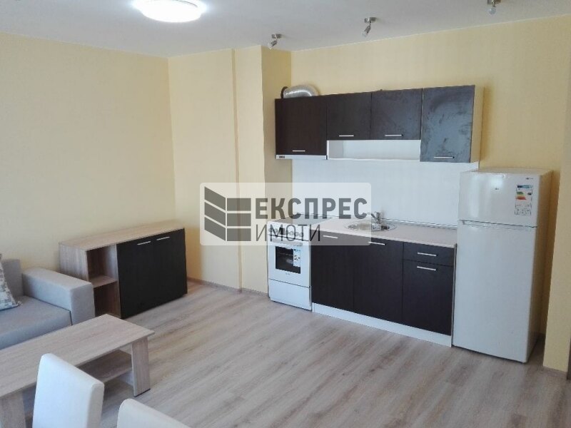 Обзавeден Двустаен апартамент
