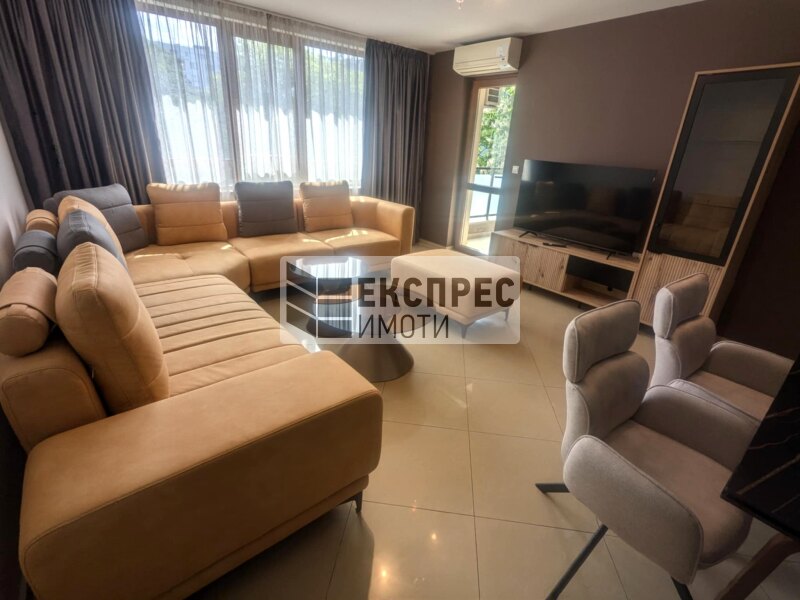Furnished 2 bedroom apartment