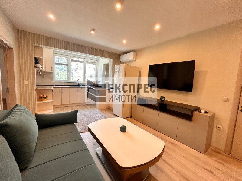 New, Luxorious, Furnished 2 bedroom apartment