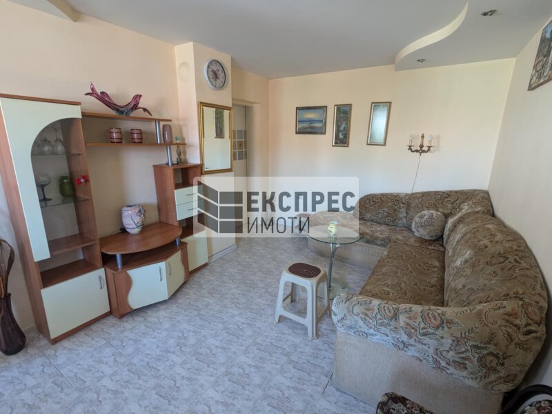 Furnished 1 bedroom apartment