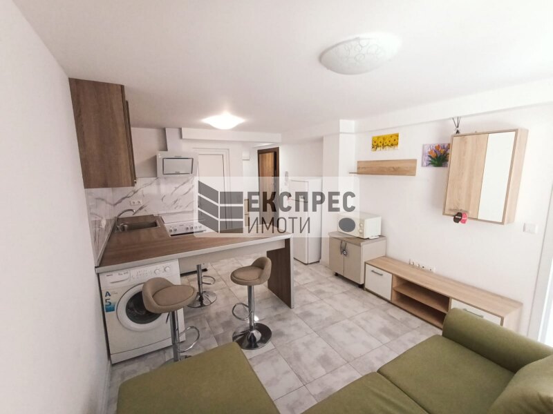Furnished 1 bedroom apartment