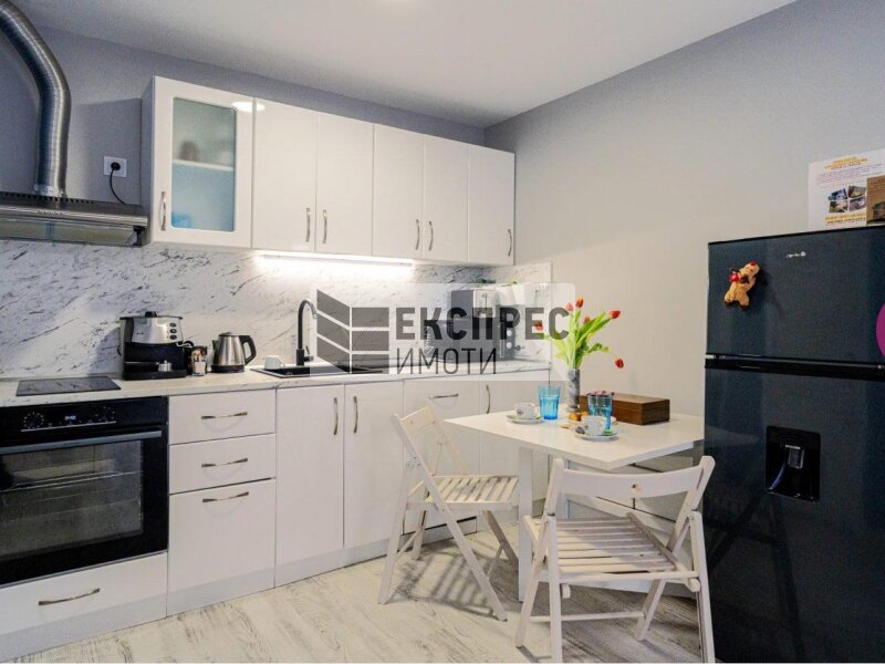  1 Schlafzimmer Wohnung