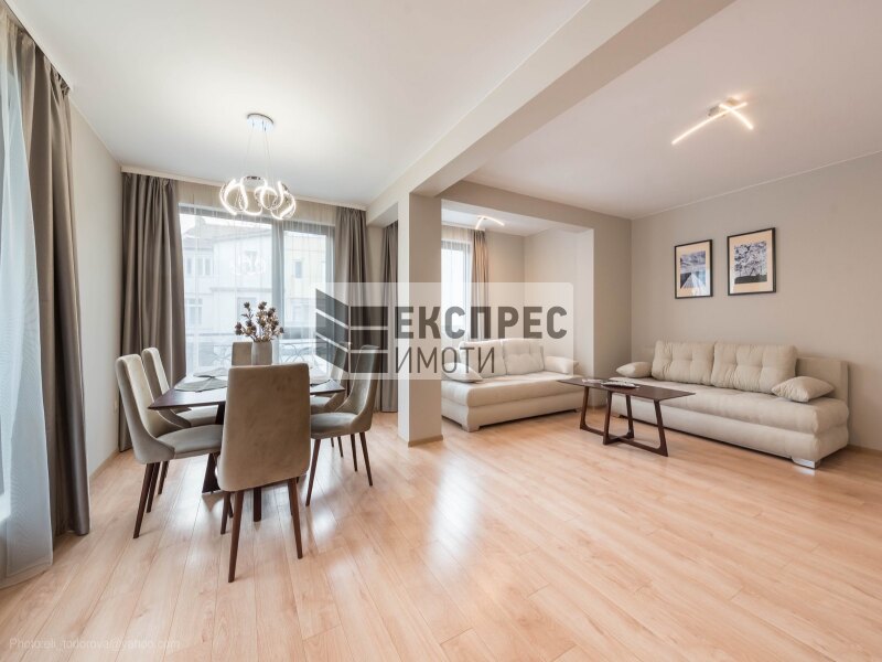 New, Luxury, Furnished 2 Schlafzimmer Wohnung
