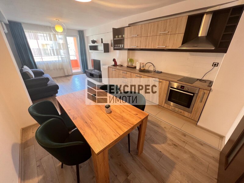  1 Schlafzimmer Wohnung