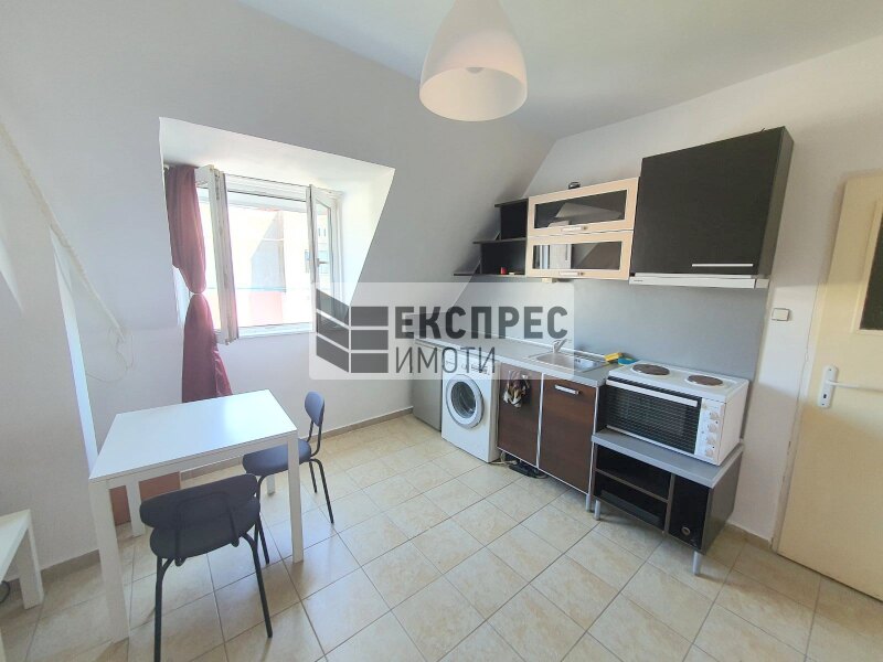 Furnished Studio