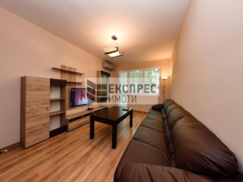  1 Schlafzimmer Wohnung
