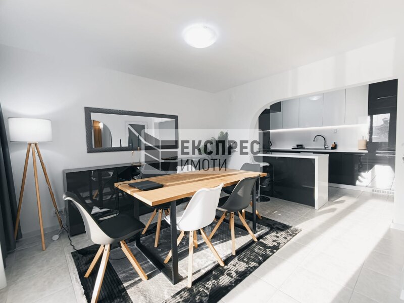 FURNISHED 2 bedroom apartment