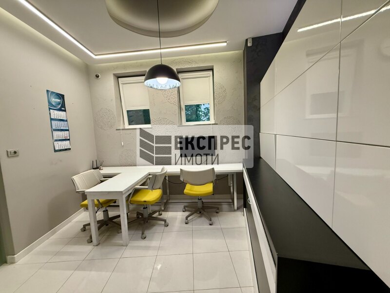 Furnished Office