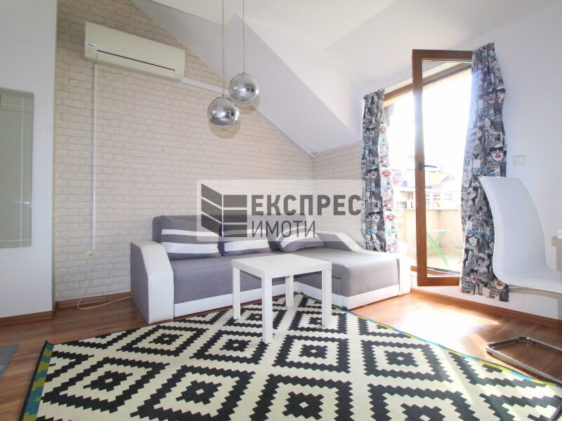 Furnished Studio