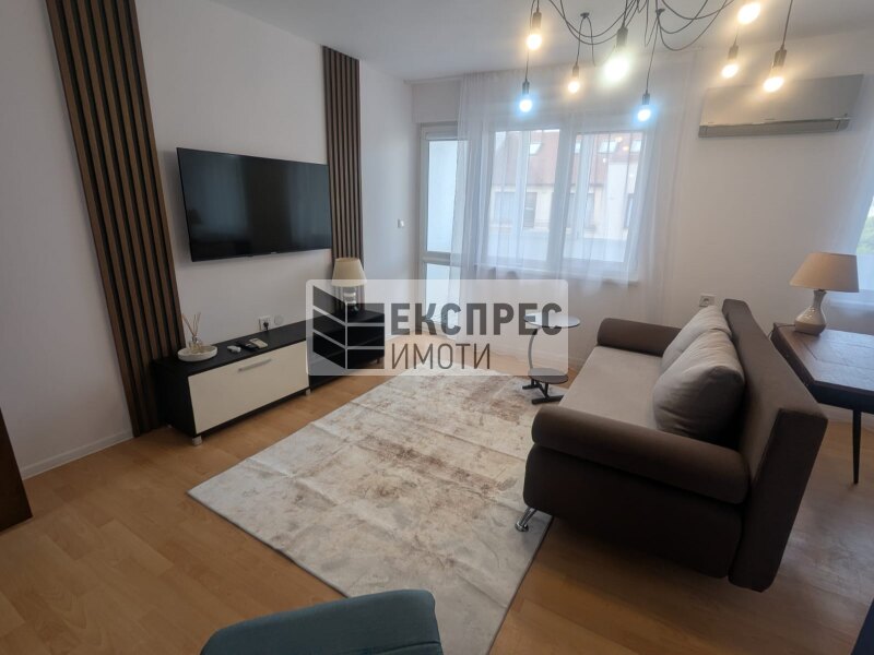 Furnished 1 Schlafzimmer Wohnung