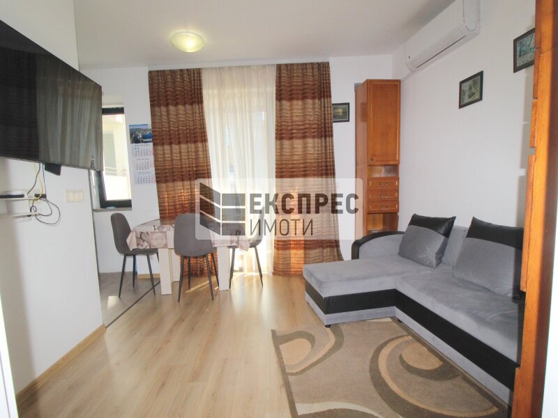 1 Schlafzimmer Wohnung, Farmers' Market