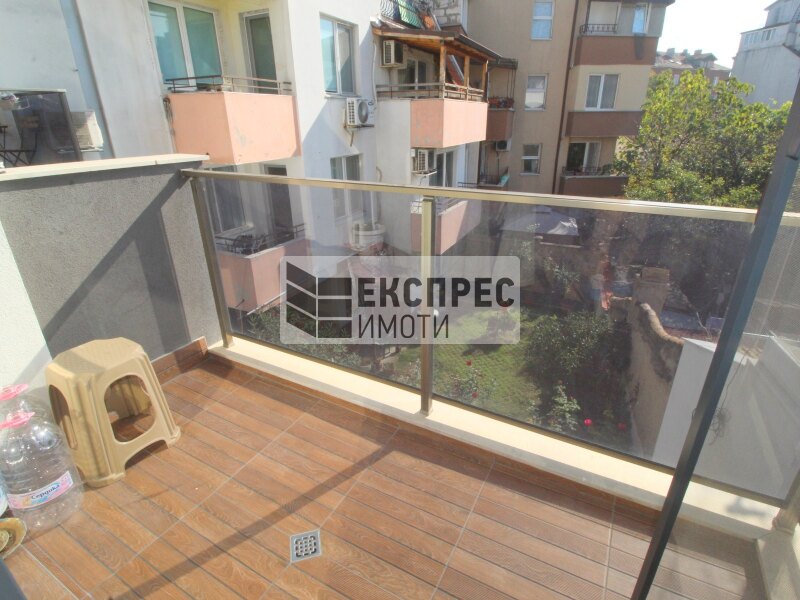 1 Schlafzimmer Wohnung, Farmers' Market