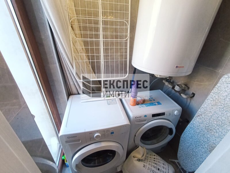 Обзаведен Четиристаен апартамент, Център