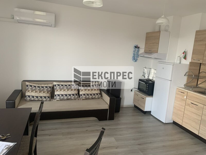 Furnished, 1 bedroom apartment