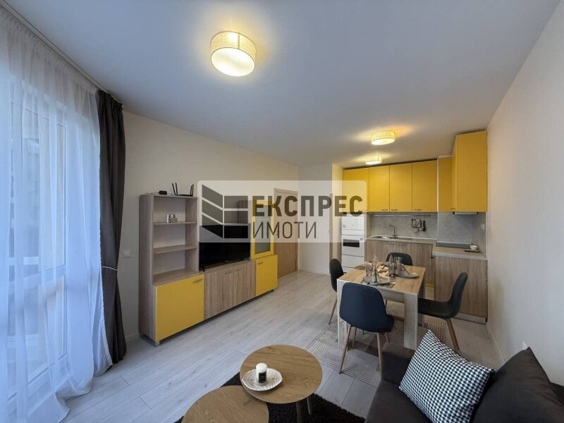 Обзаведен, Двустаен апартамент