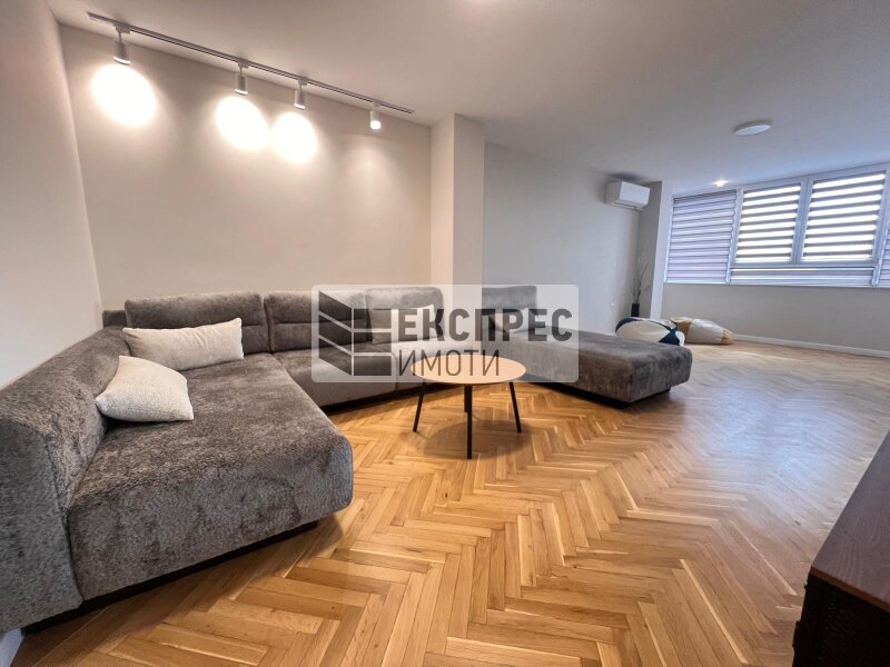  2 Schlafzimmer Wohnung