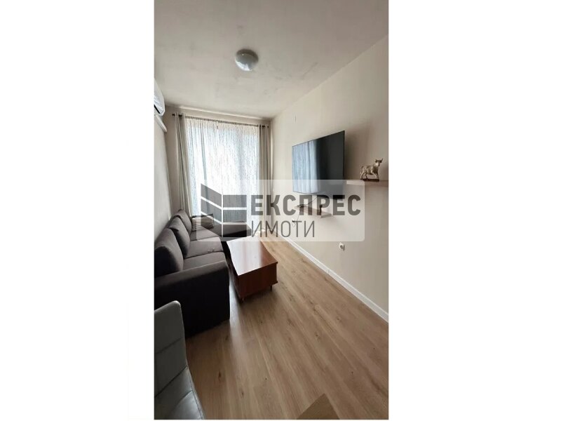 Обзаведен, Двустаен апартамент