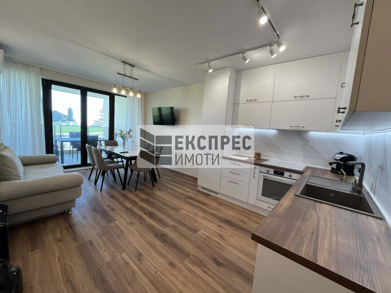 New, Furnished, Luxury 1 bedroom apartment