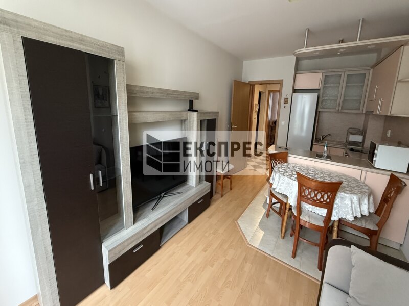 Furnished 1 Schlafzimmer Wohnung