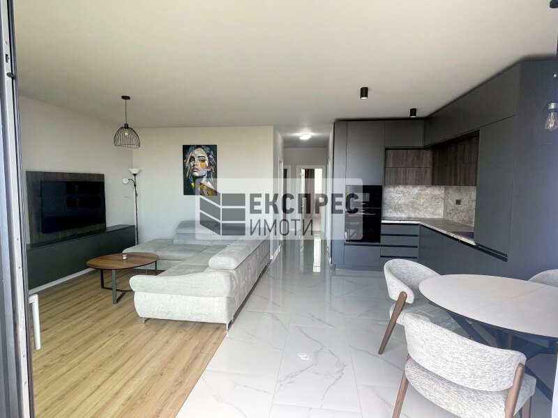 Luxury, Furnished 2 bedroom apartment