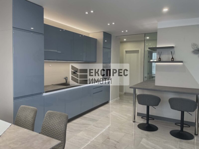New, Furnished 2 bedroom apartment